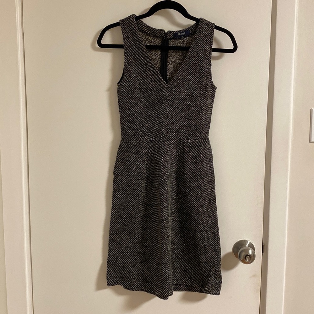 Madewell Sz XS tweed dress. Bundle 3+ for free shipping!